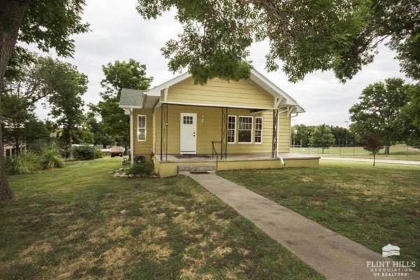 602 GROVE ST, WAKEFIELD, KS 67487 - Image 1